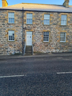 Cullen Holiday Home